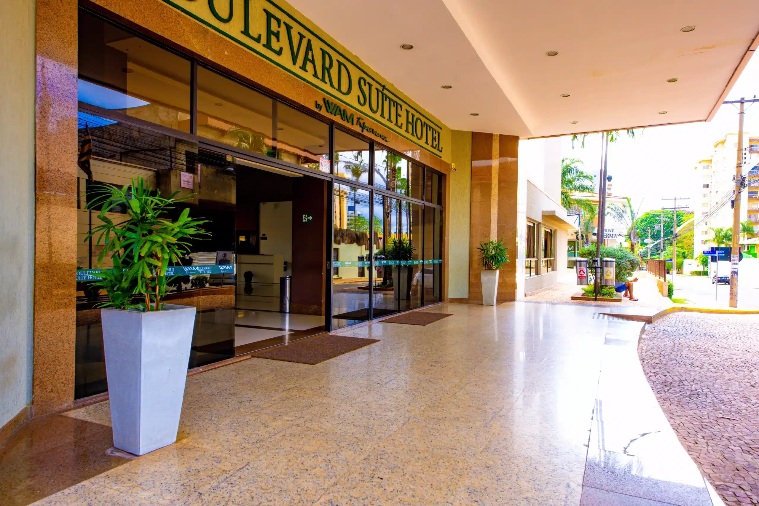 Infra_002_Boulevard